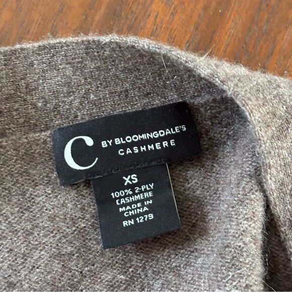 C by Bloomingdale’s Cashmere cardigan XS - Picture 4 of 5